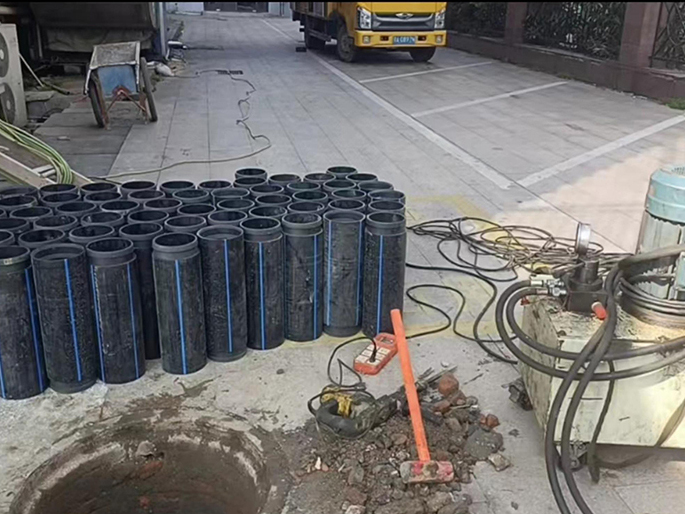 望牛墩镇PE置换管厂家 DN315置换管 非开挖管短管置换